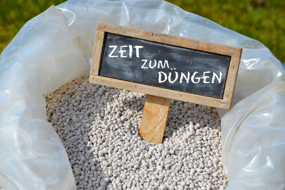 Verkauf Dünger und Bodenhilfsstoffe Gartengestaltung Ziegler - Ihr Gärtner im Passauer Land